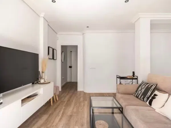 Piso en calle Higuera de la Sierra, 9 - Foto 3