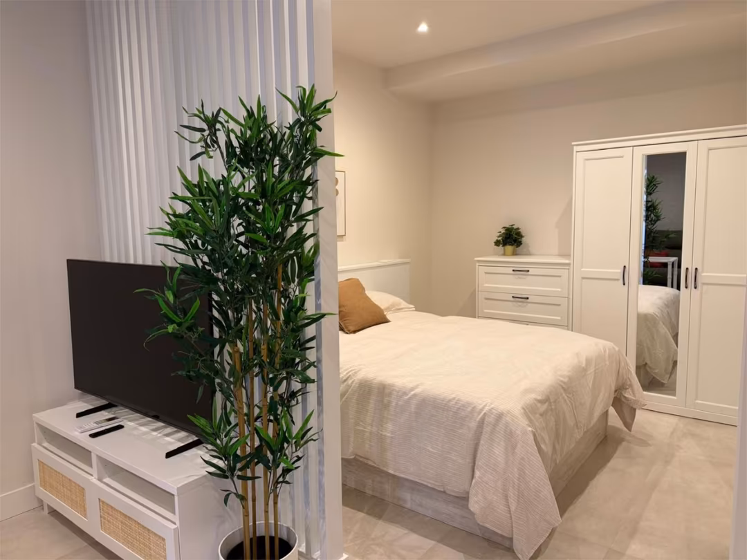 Estudio en  Avenida de los Almogávares 36