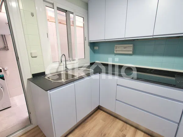 Piso en calle Jazmín - Foto 8