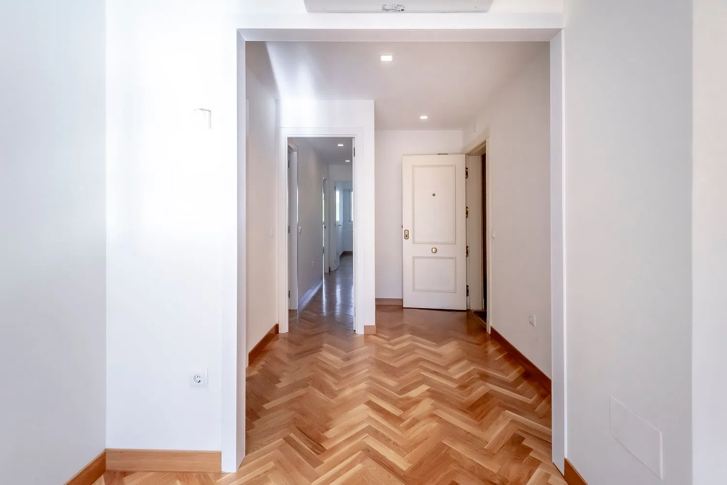 Piso en avenida del Talgo, 125 - Foto 8