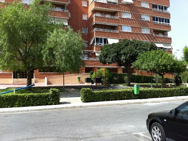 Chalet adosado en Calle del Pediatra Don Andrés Bru Ibarra, 5, Zona Deportiva-Nuevo Altabix - Foto 5