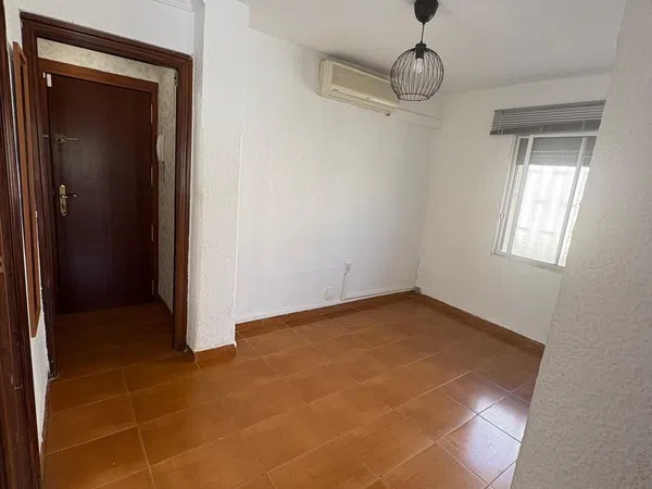 Piso en calle de Artieda, 1