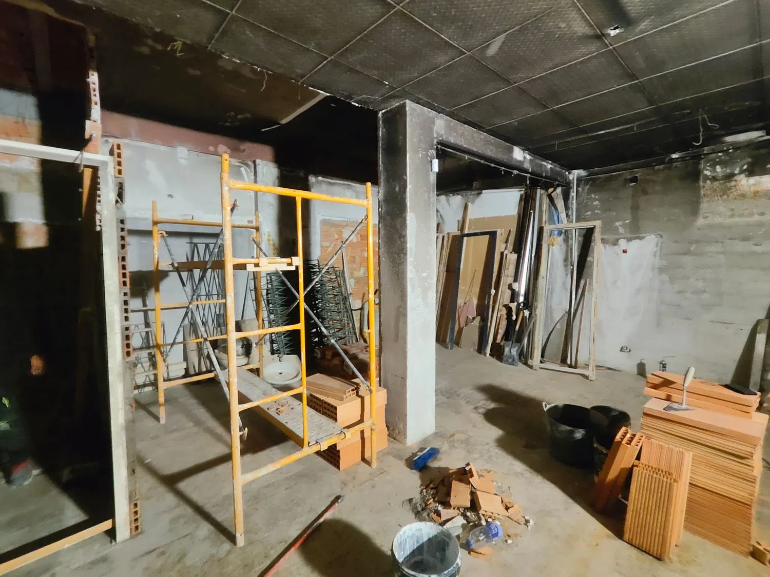 Estudio en Eduard Toda, 30 - Foto 1