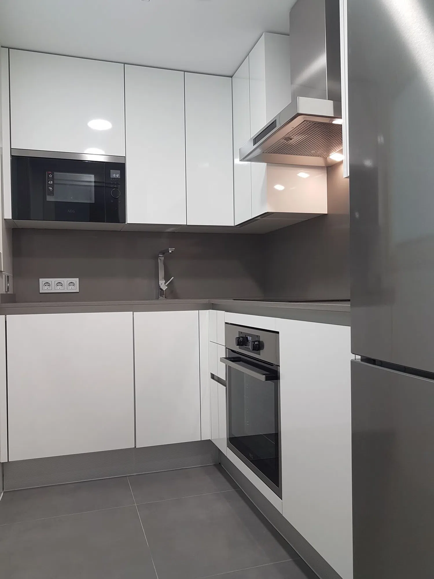 Piso en calle Azofra, 2 -24 - Foto 2