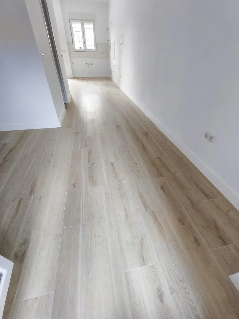 Piso en  Calle Conde de Guadalhorce 10 - Foto 2