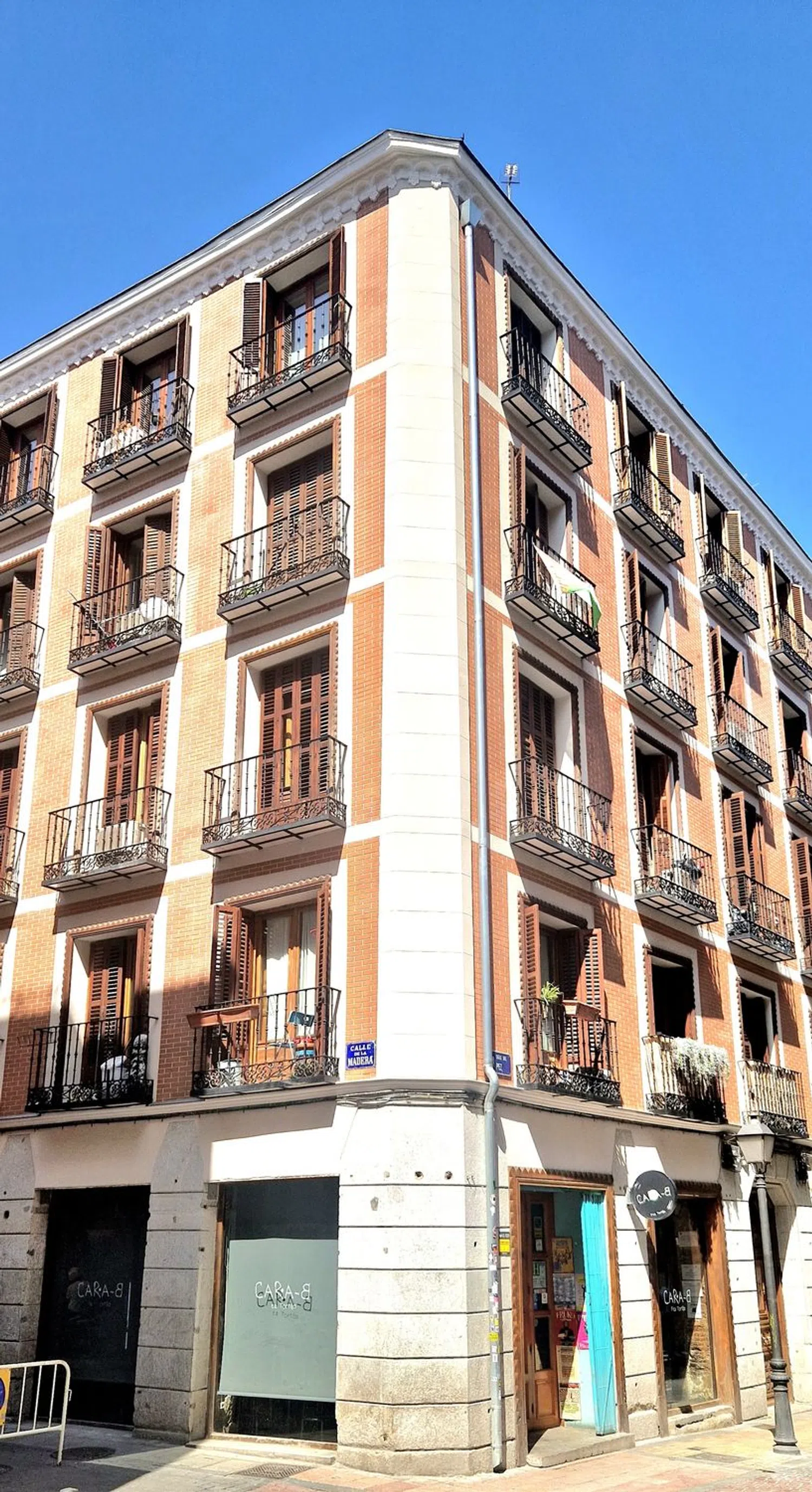 Piso en calle del Pez, 7 - Foto 1