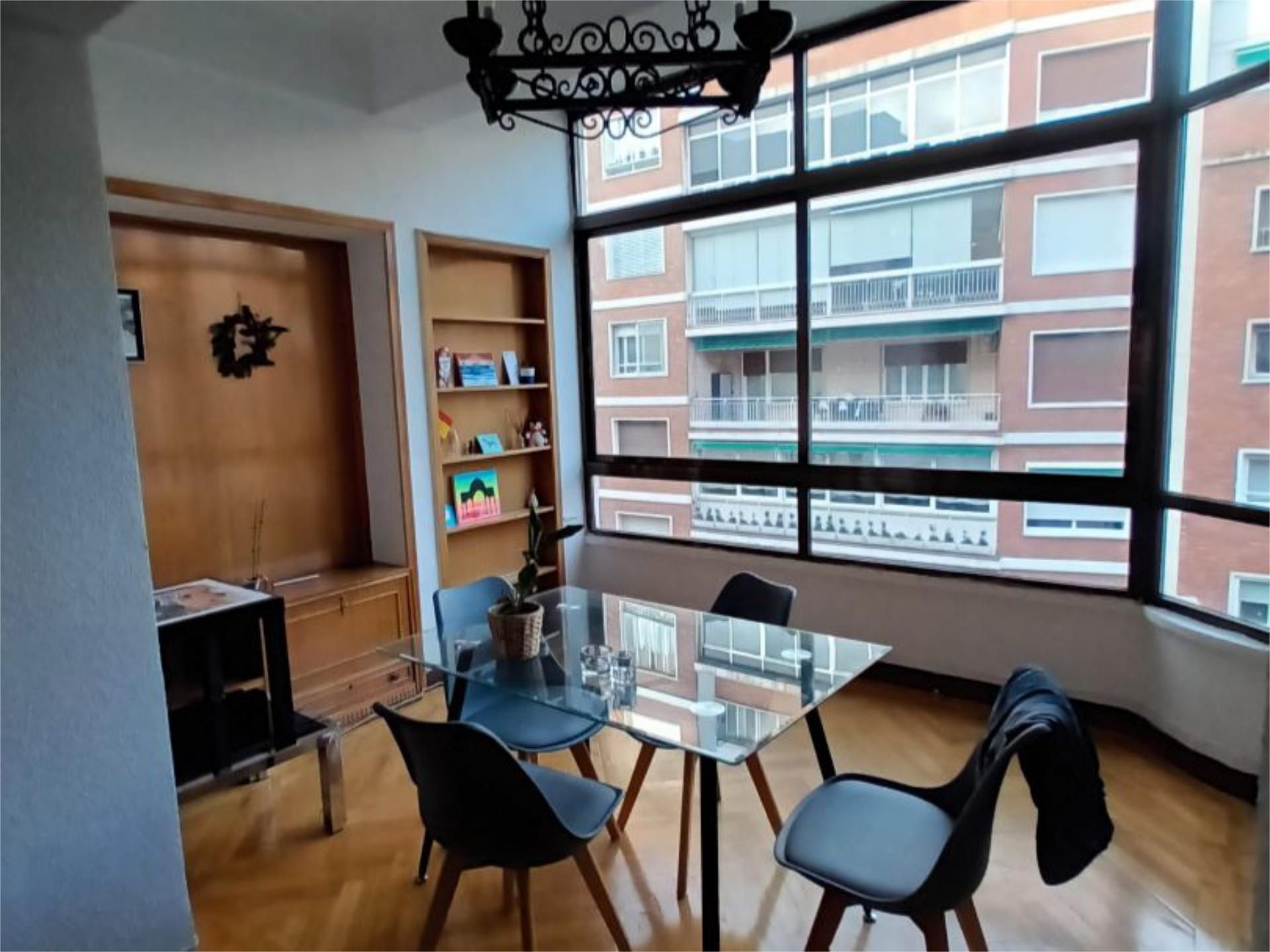 Piso en  Calle de Guzmán el Bueno 99 - Foto 4