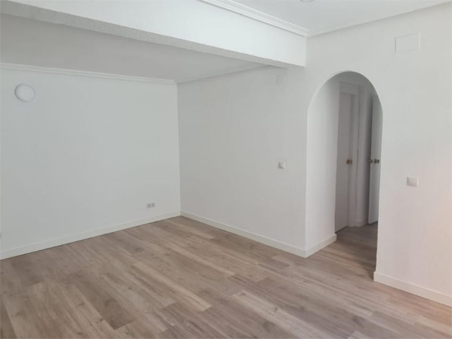 Dúplex en  Calle del Puerto Canfranc 1 - Foto 4