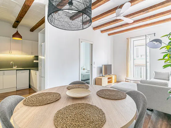 Piso en calle de Catalina Suárez, 25 - Foto 2