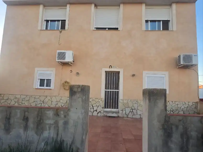 Chalet en  Carrer de Josep Porres Grau 8 - Foto 8