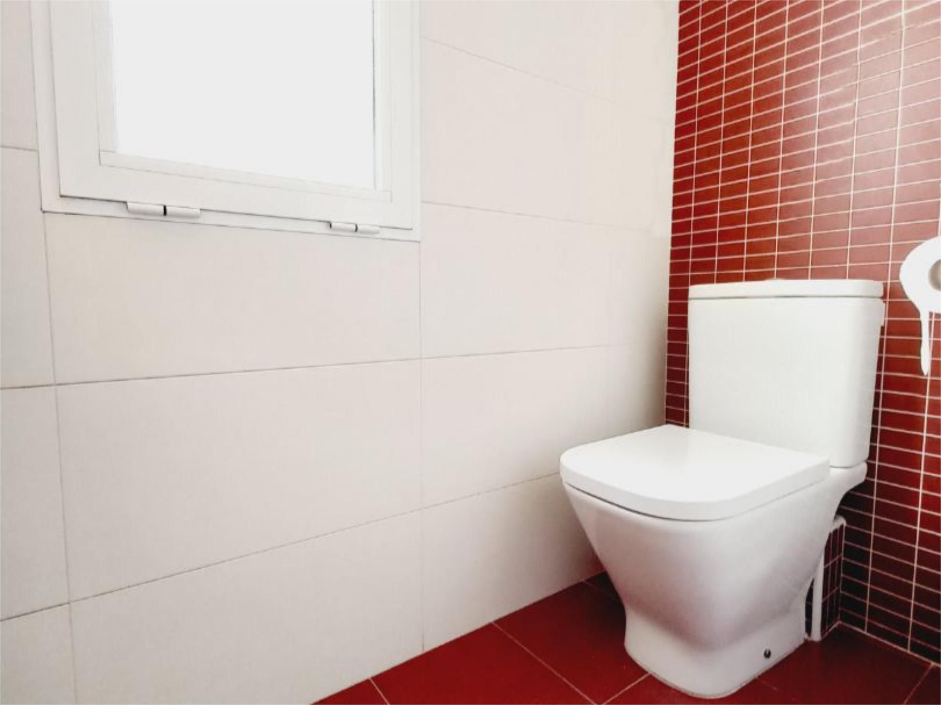 Piso en  Rambla de Méndez Núñez 48 - Foto 23