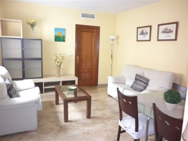 Piso en calle Albéniz, 6