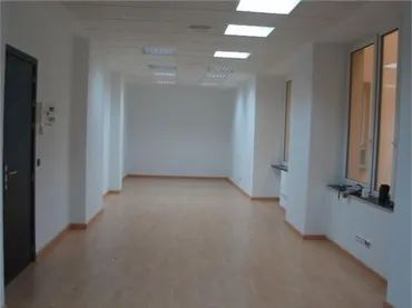 Oficina en  Avenida de las Razas 1B - Foto 1