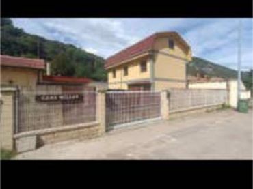 Chalet en Huergas de Gordón - Foto 1