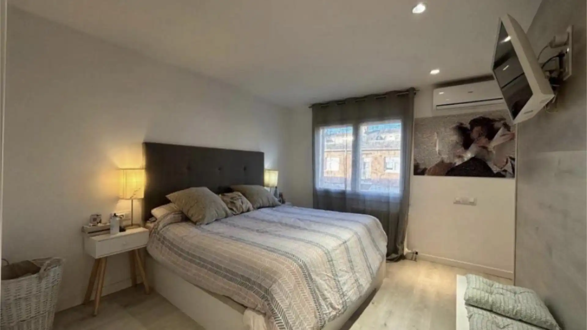 Casa adosada en  Carrer de Manuel Carrasco i Formiguera 37 - Foto 9