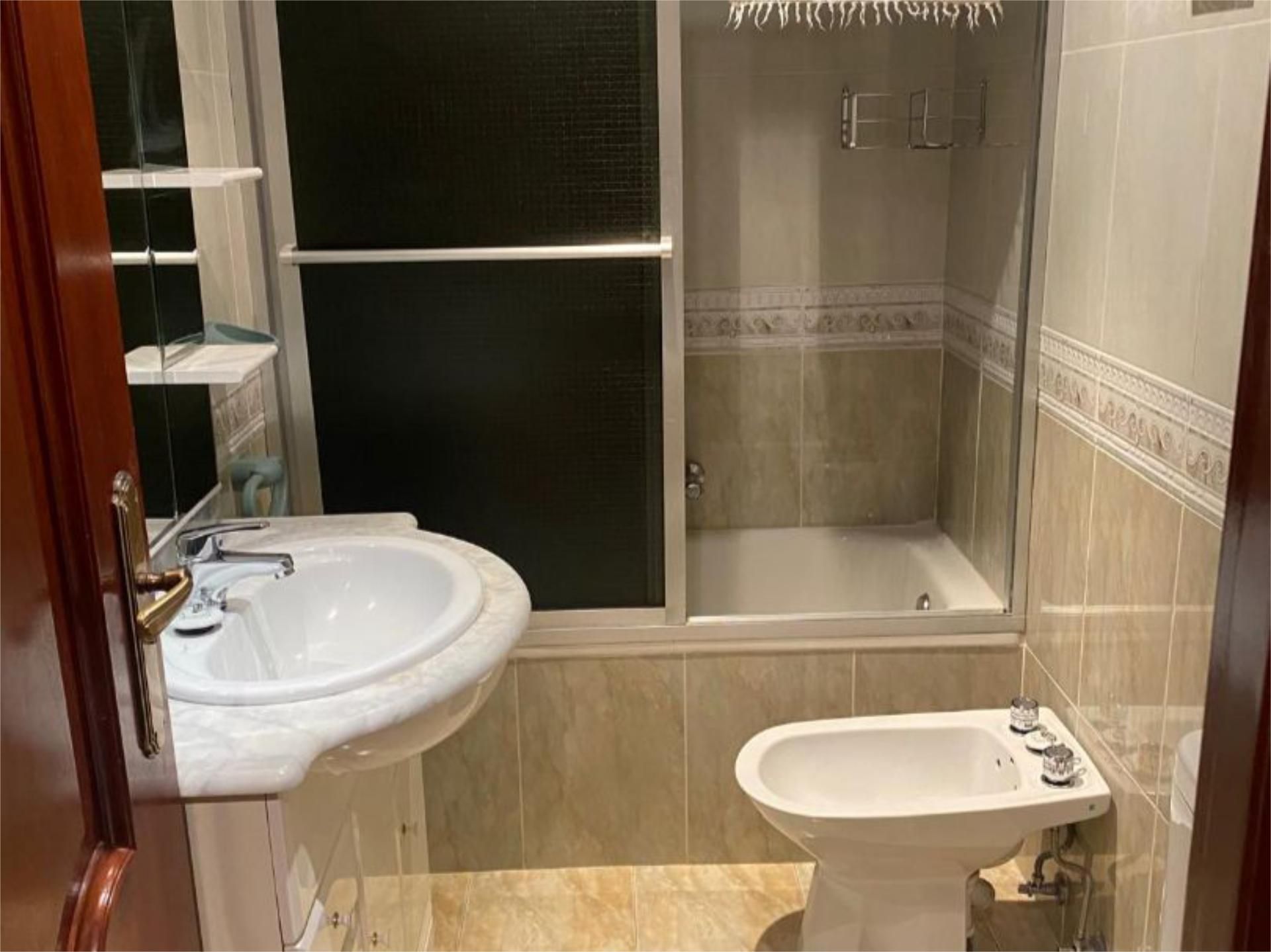 Piso en  Calle Elcano 8 - Foto 2