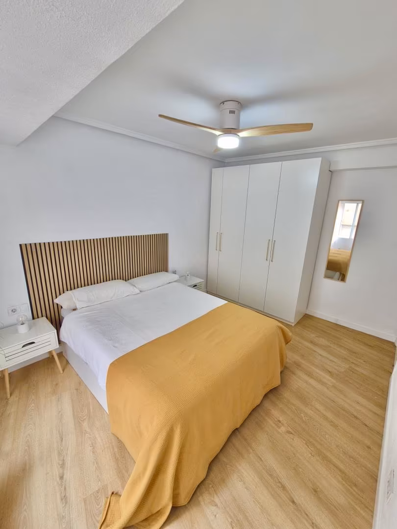 Piso en  Calle del Capitán Segarra 10 - Foto 14