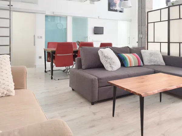 Estudio en calle del Jaspe, 56