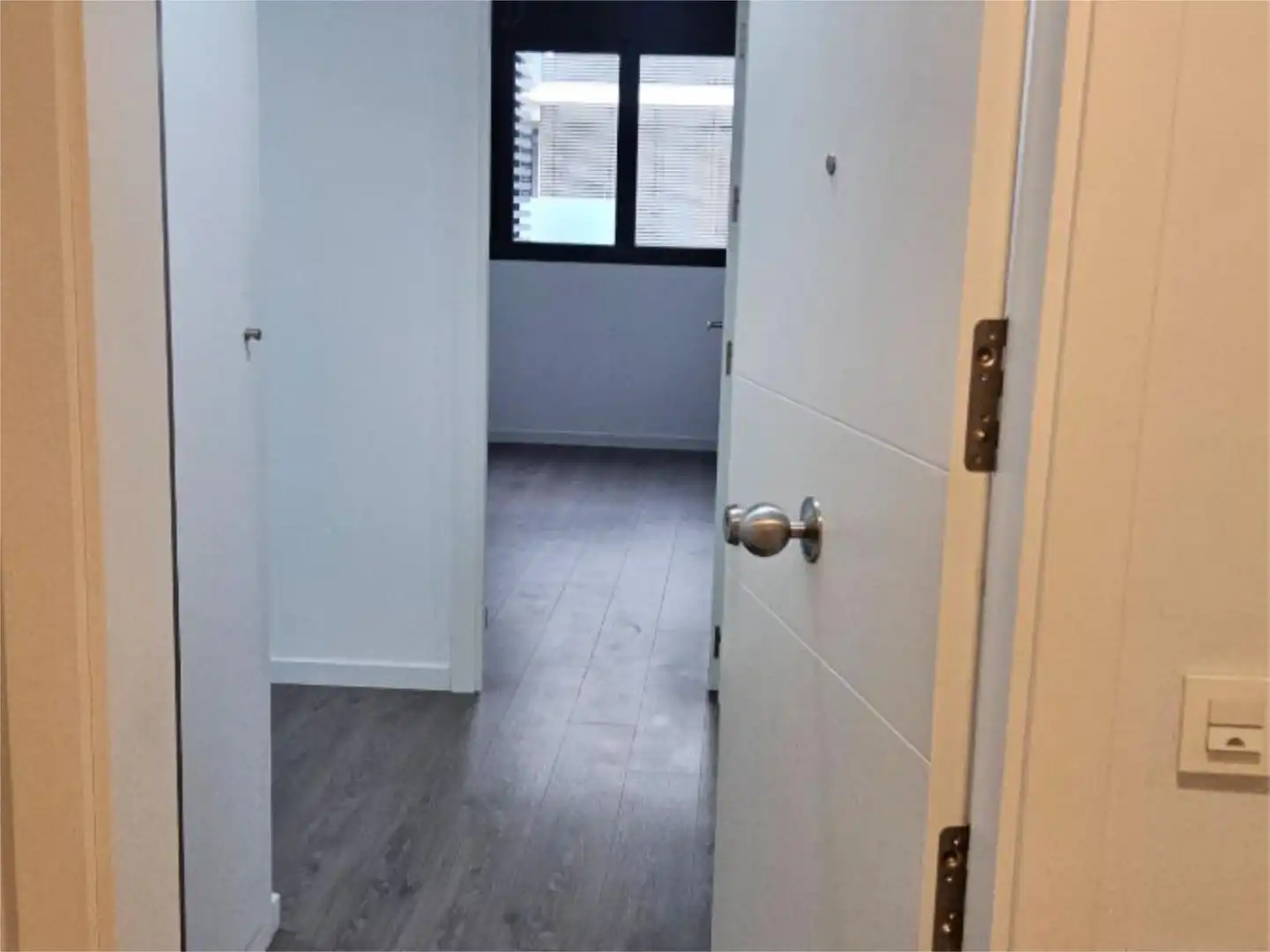 Piso en  Carrer de Màrius Verdaguer 2 - Foto 3