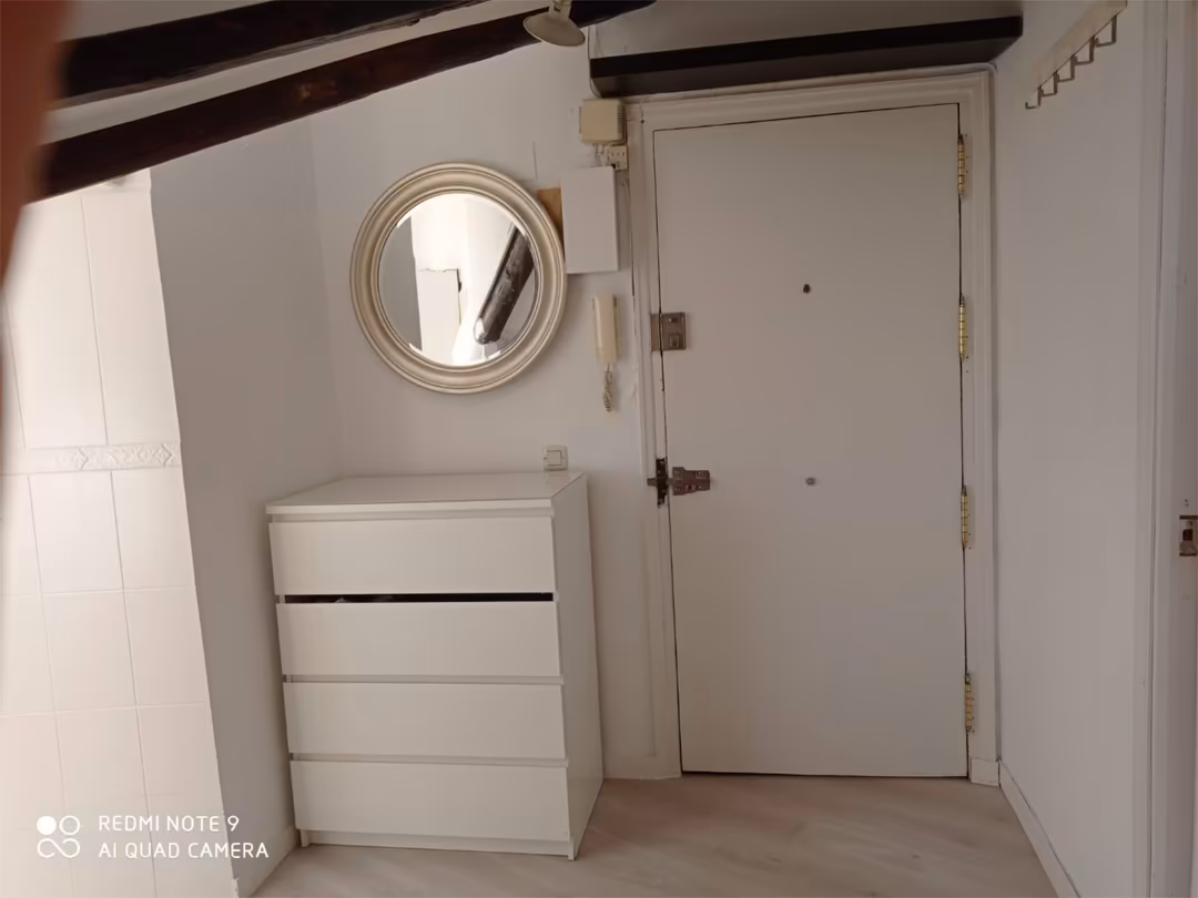 Piso en  Cuesta de Santo Domingo 18 - Foto 9