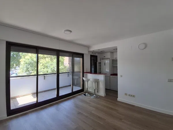 Piso en Calle de Grecia, 1, Zona Avenida Europa - Foto 1