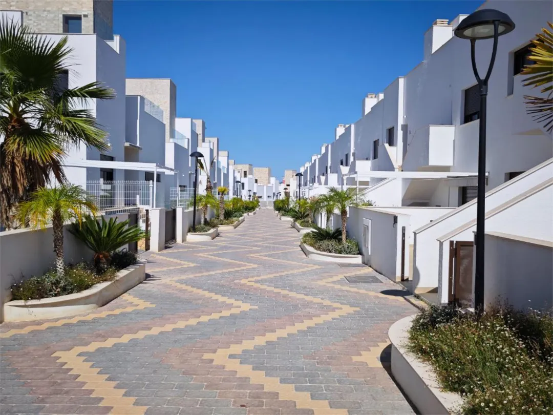 Chalet en  Carrer d'Equador 5 - Foto 5