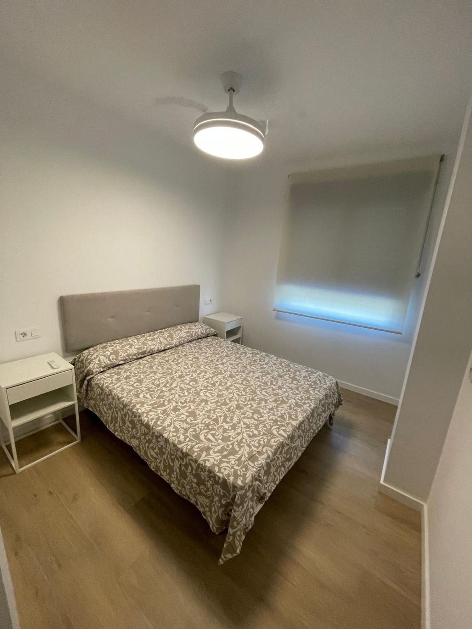 Piso en avenida Don Juan de Borbon, 94 - Foto 9