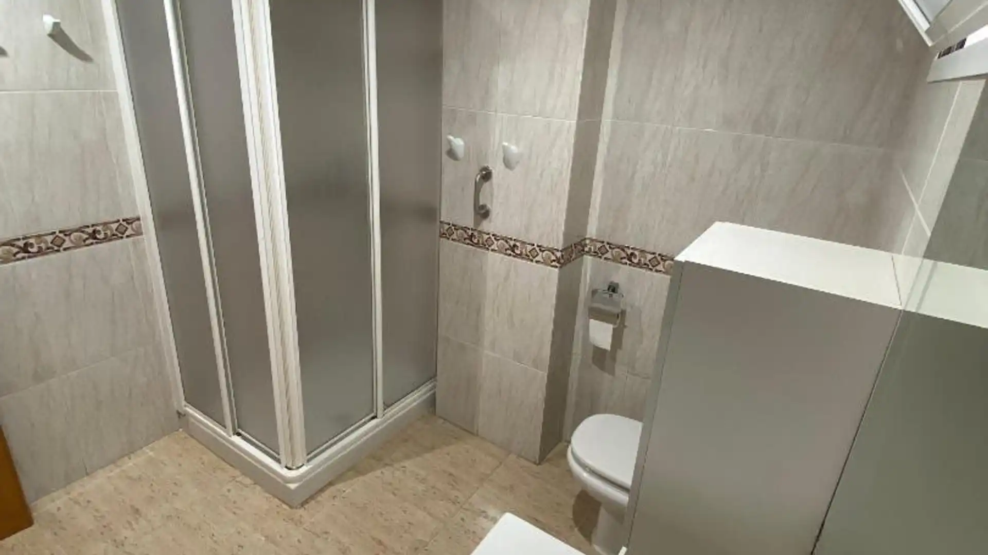 Piso en  Calle Pedro de la Ascensión 9 - Foto 9