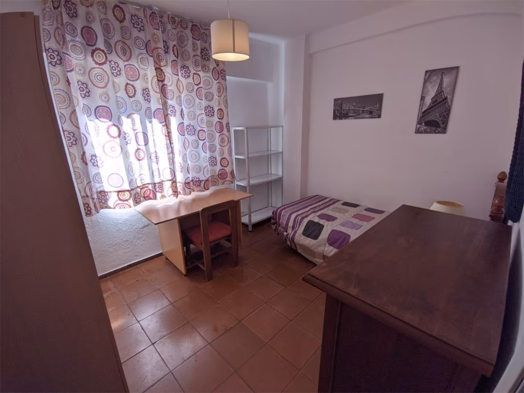 Piso en  Calle Infanta Doña María 80 - Foto 4