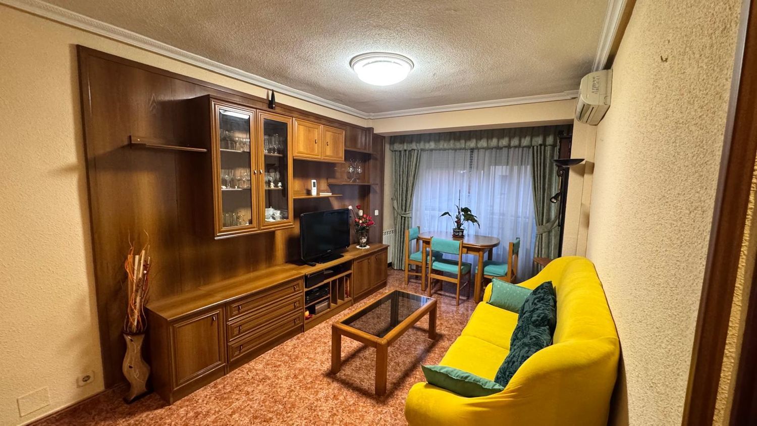 Piso en calle Granada, 2