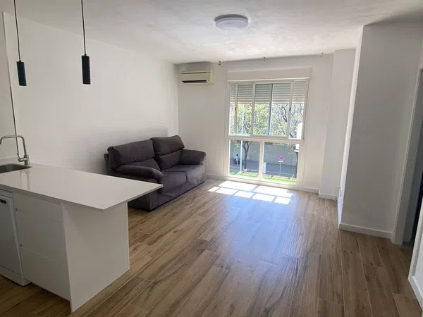 Piso en calle Luis de Morales, 1 - Foto 1