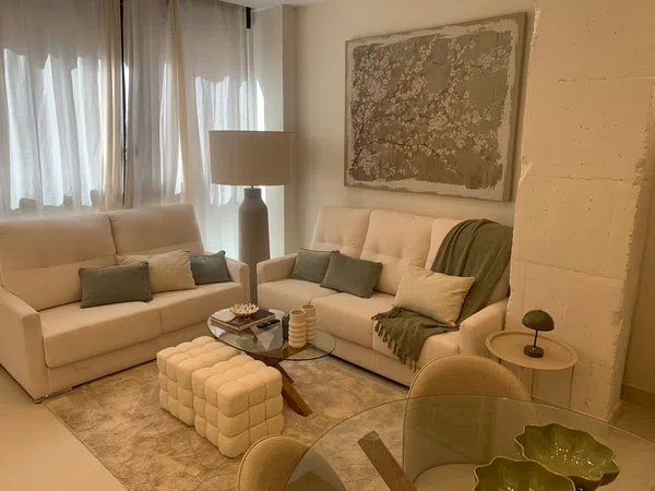 Piso en calle de Donoso Cortés, 48