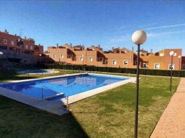 Casa adosada en  Calle Antártida 47 - Foto 9