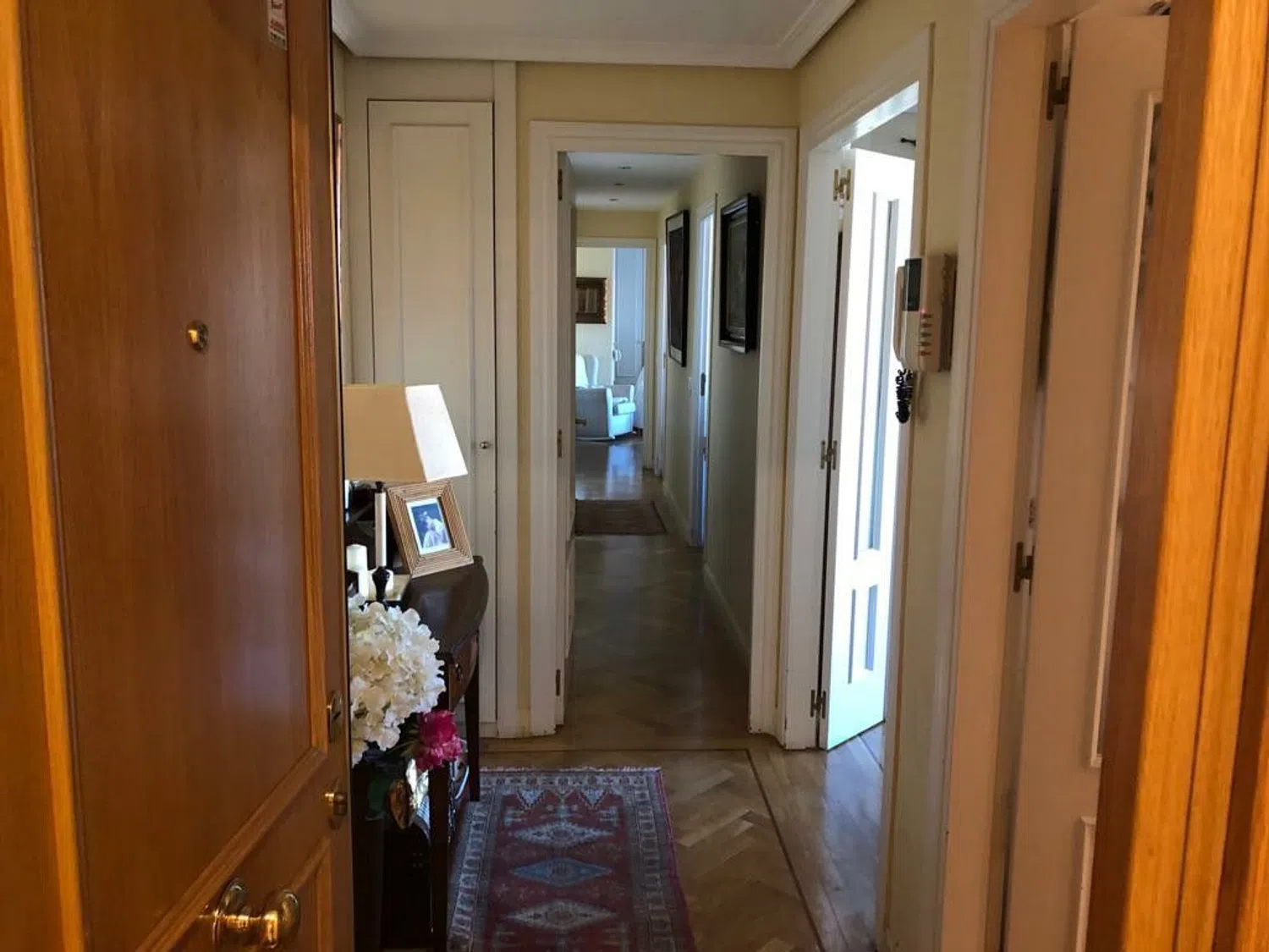 Piso en avenida del Talgo, 164 - Foto 1