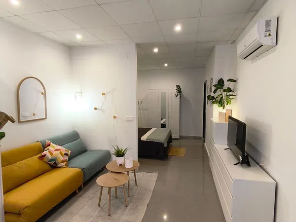 Estudio en Joaquina Eguaras, 19