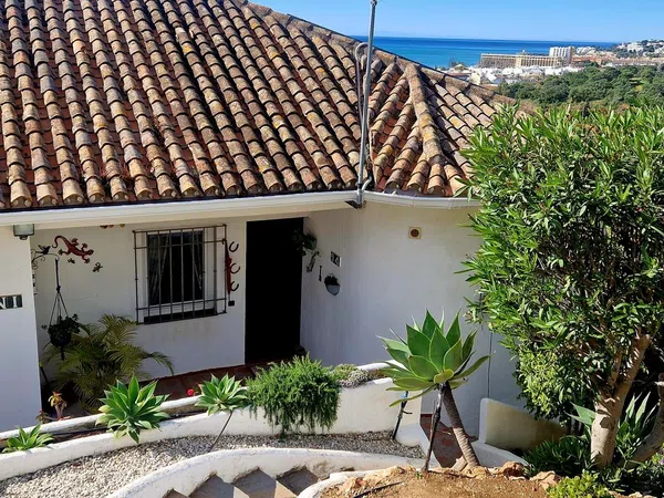 Casa independiente en Urb. Los Claveles III, Calle Salamanca, 94 - Foto 1