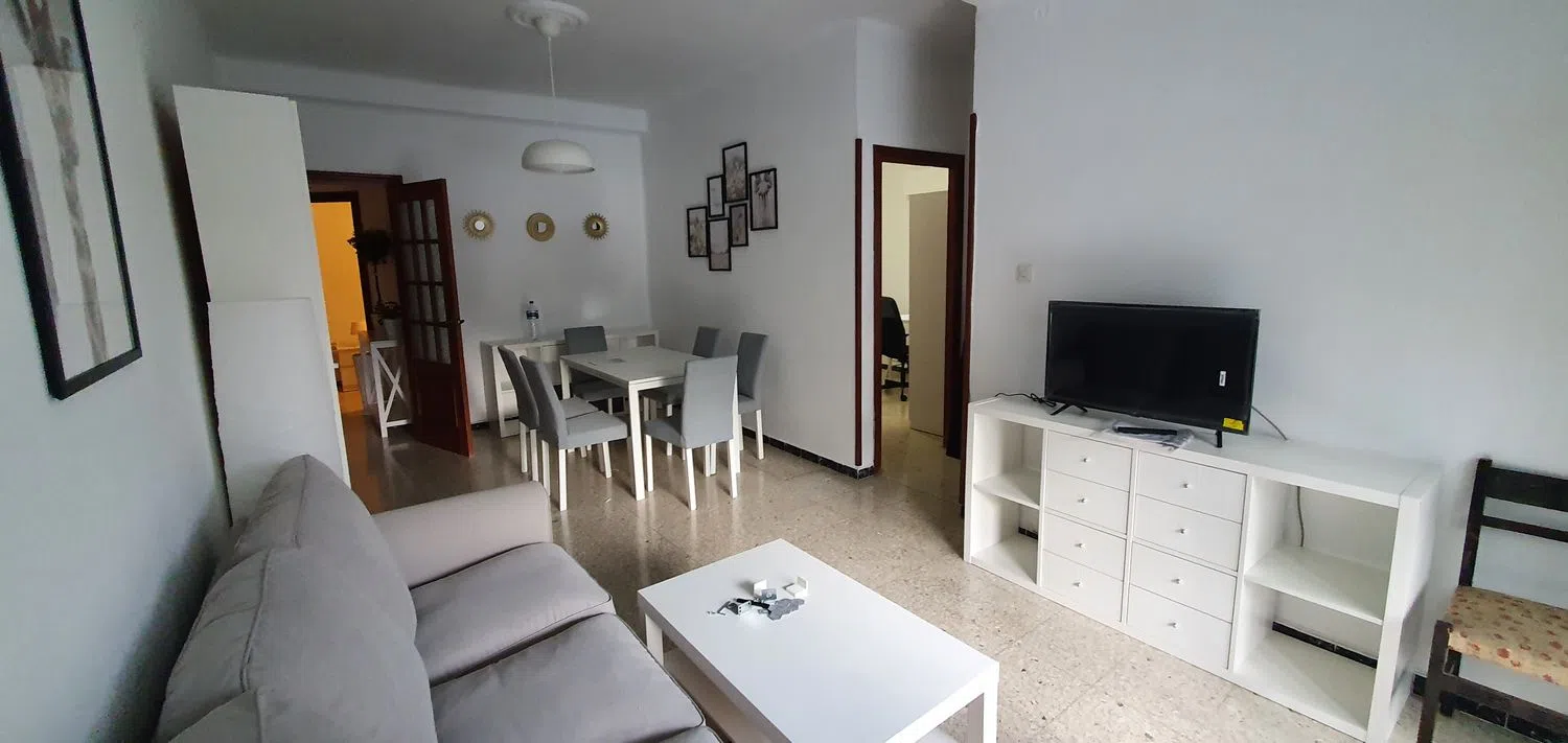 Piso en calle Malvaloca, 1 - Foto 2