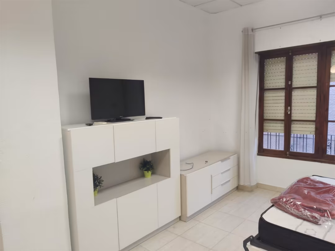 Estudio en  Gran Vía Alfonso X el Sabio 2b - Foto 4