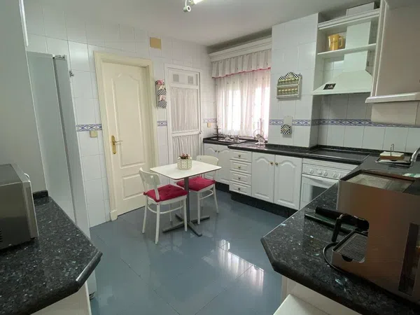 Piso en Avenida de la Buhaira, 13, Buhaira - Huerta del Rey - Foto 10