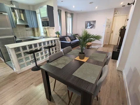 Piso en calle de Aldea del Fresno, 5