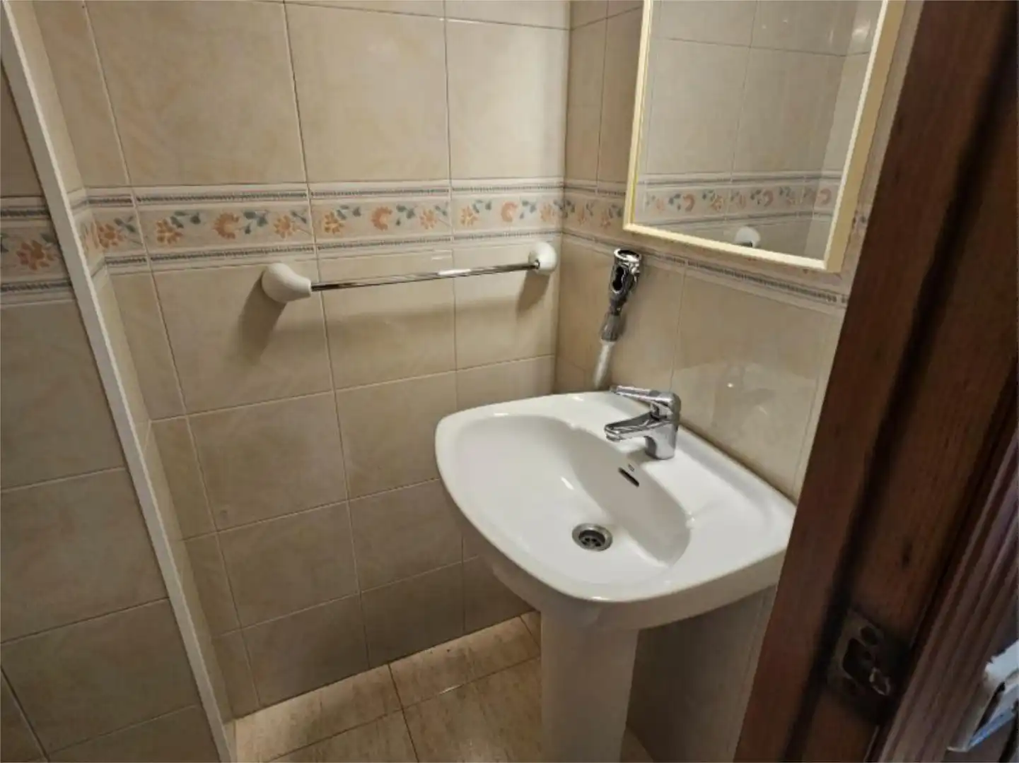 Piso en  Carrer Germanes Torrell 18 - Foto 11