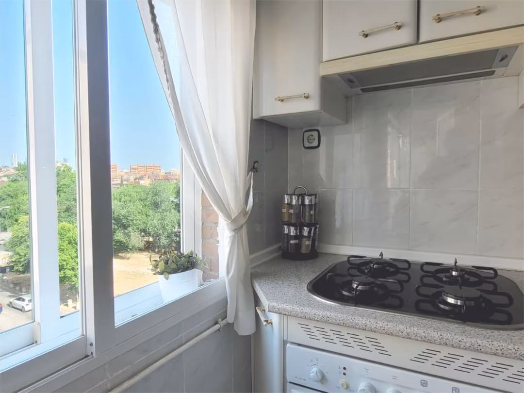 Piso en  Calle de la Villa de Churriana 18 - Foto 12