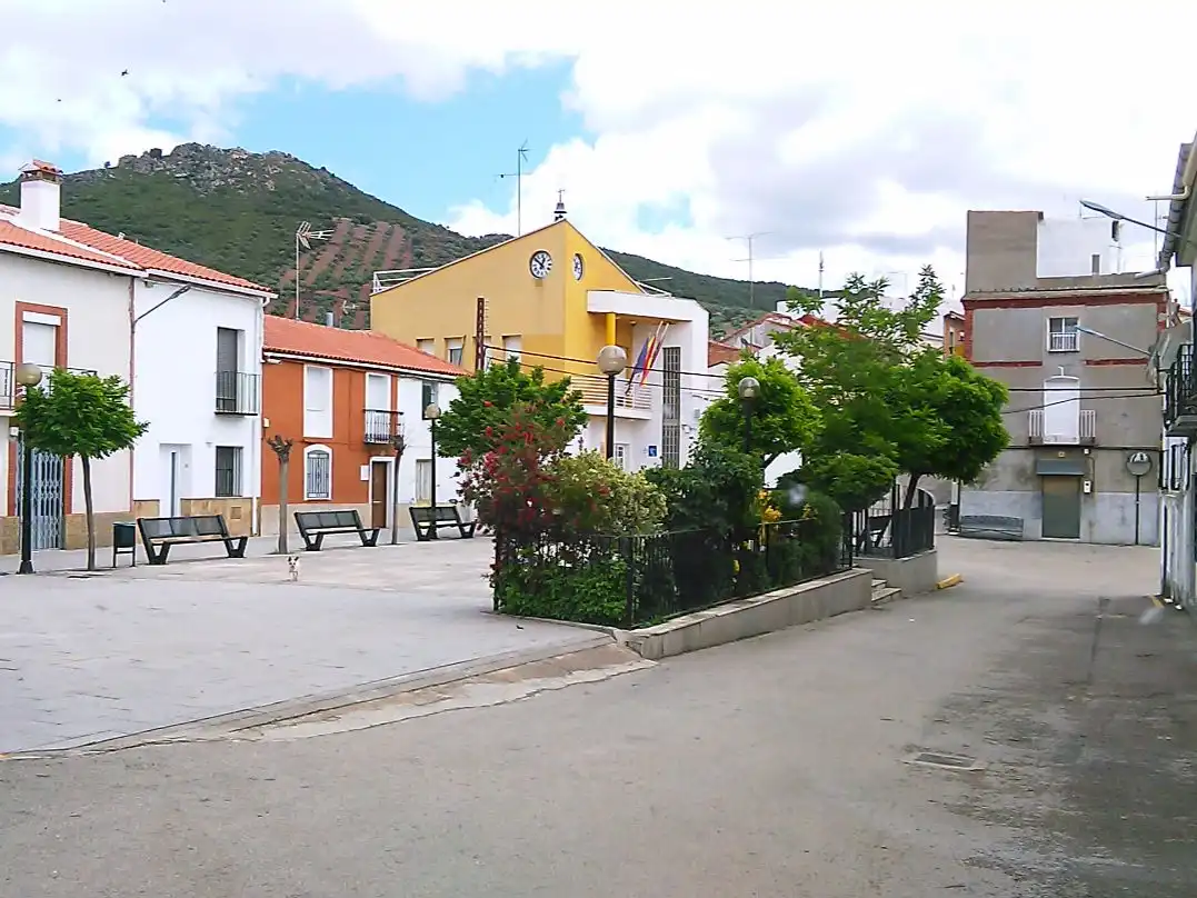 Casa adosada en  Calle Calvo Sotelo 16 - Foto 13