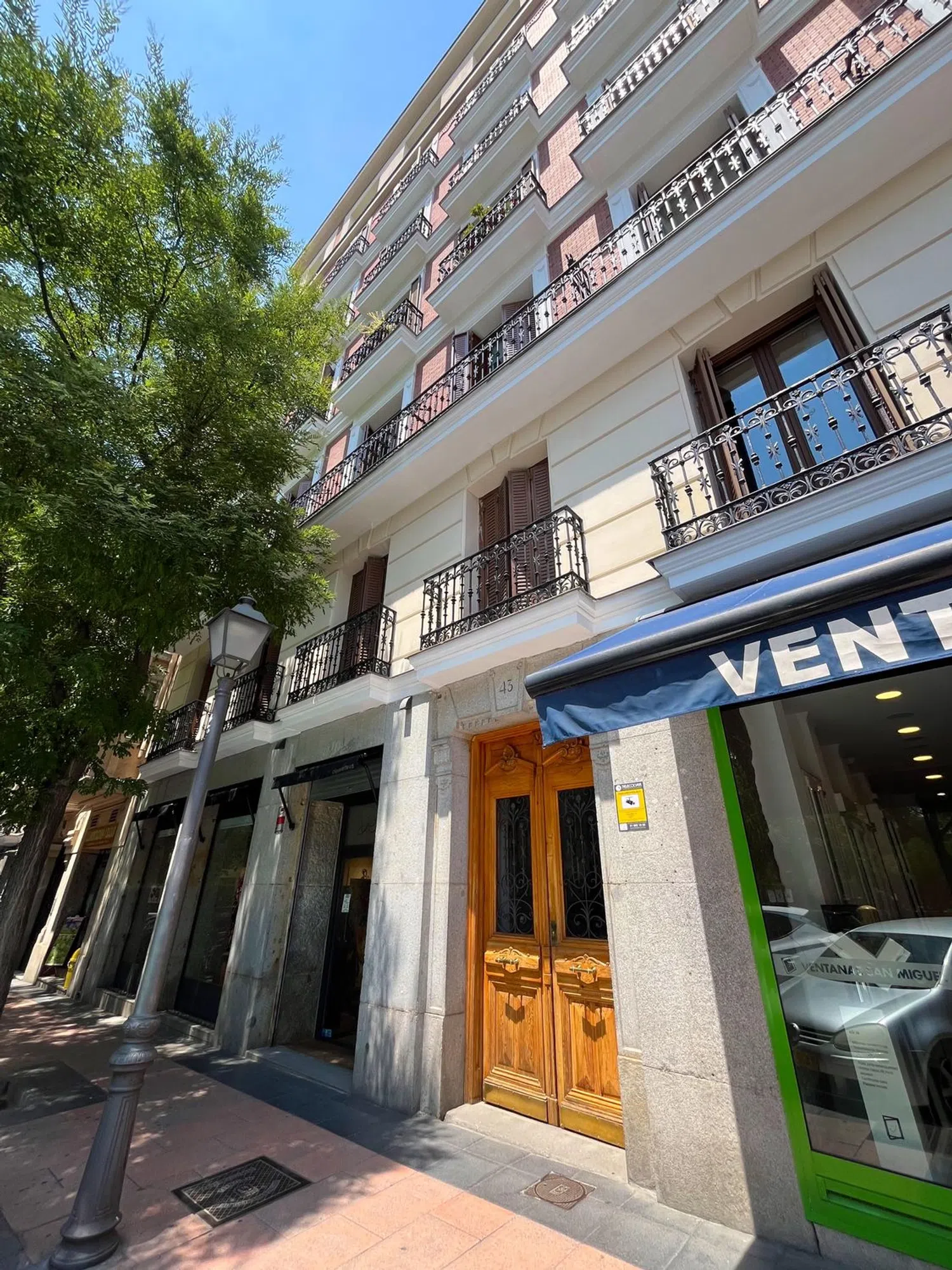 Piso en calle de Villanueva, 43 - Foto 4