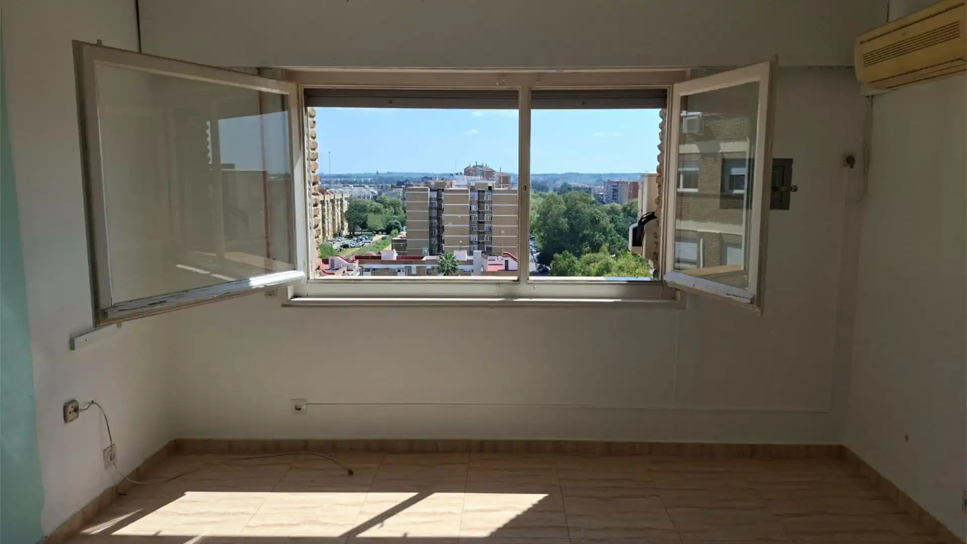 Piso en  Avenida Alcalde Juan Fernandez 31 - Foto 8