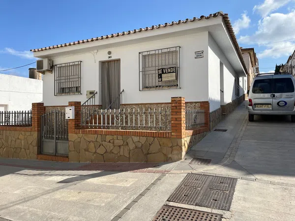 Casa o chalet independiente en Calle Huelva, 2 - Foto 1