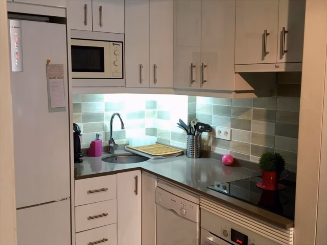 Piso en  Avenida Embajador Inocencio Arias 12 - Foto 8