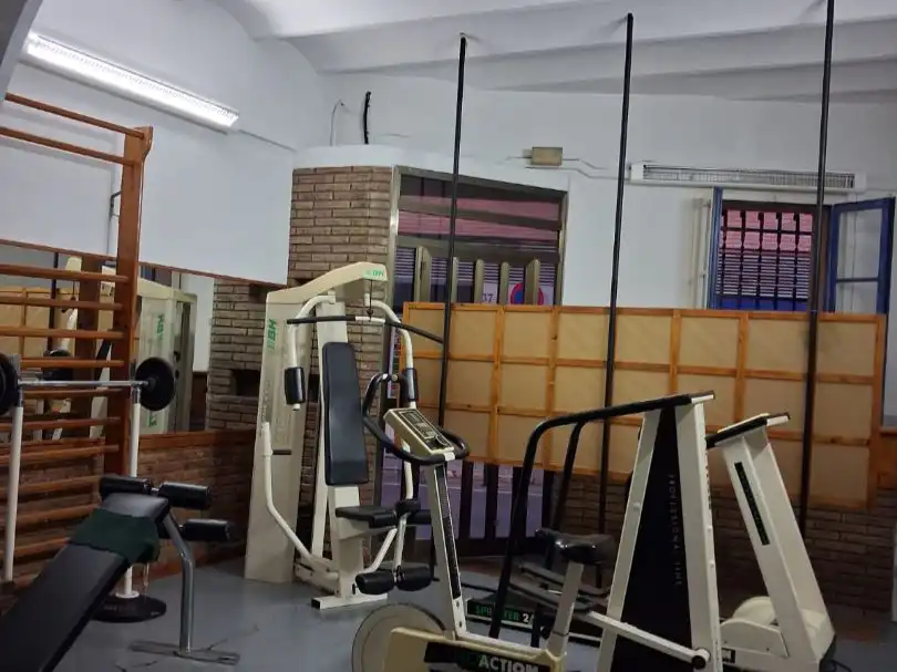 Local comercial en  Carrer Francesc Rius i Taulet 32 - Foto 2