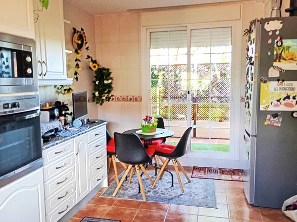 Chalet pareado en Calle Jilguero, Zona Carretera del Plantío - Foto 5