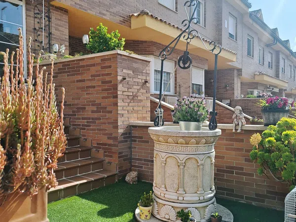 Chalet adosado en Calle de Homero, 33 - Foto 2